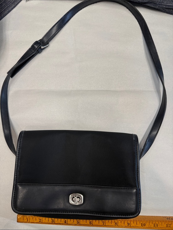 Nine West Handbags - Nine West Black Crossbody Bag